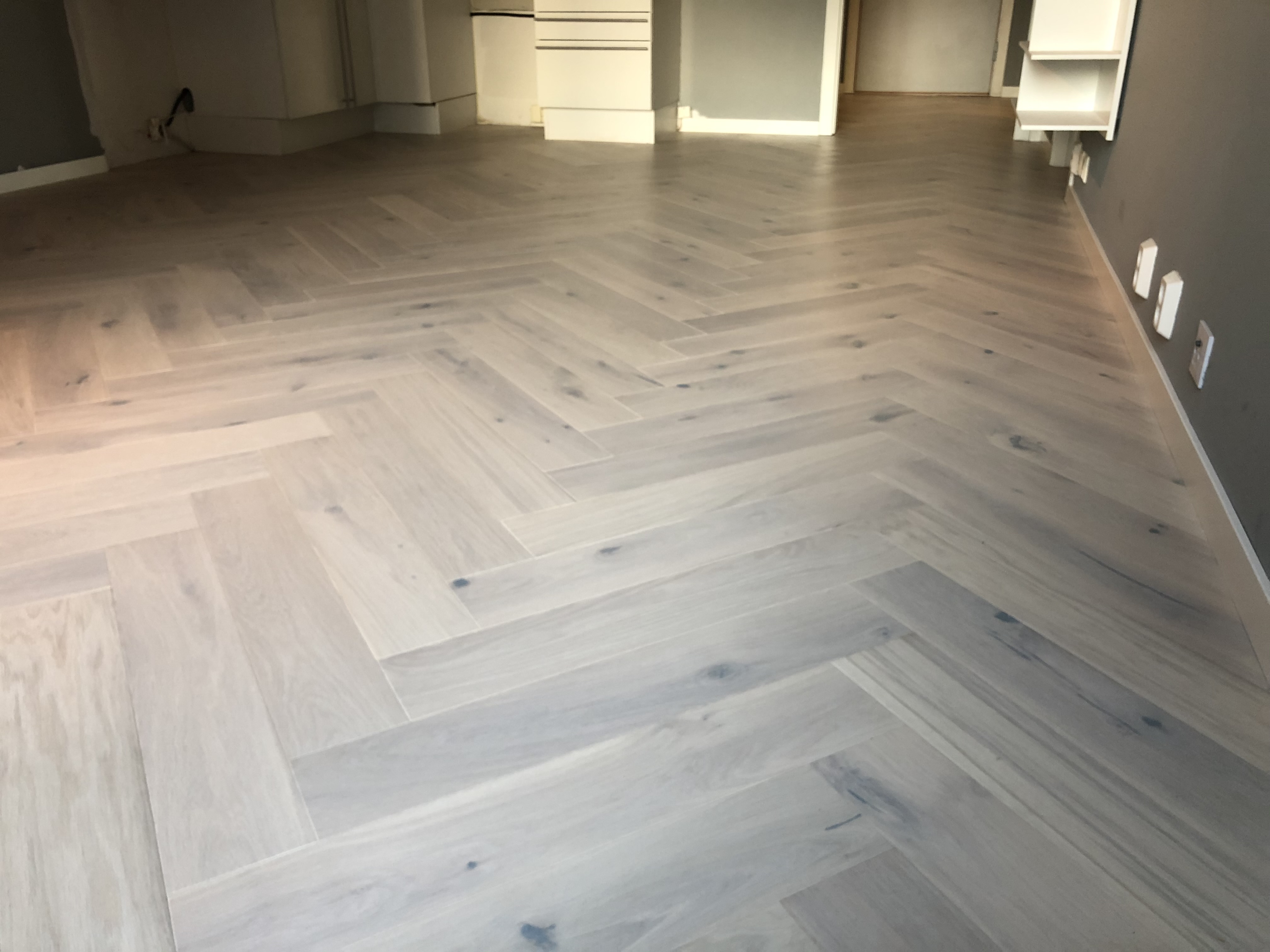 Fiskebeinsgulv prosjekt